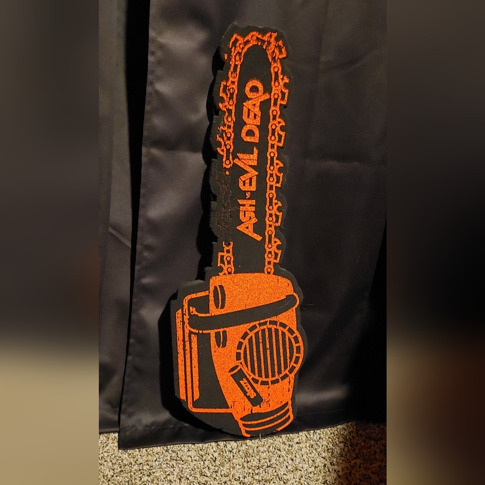 Ash Vs. EVIL DEAD Chainsaw Foam Finger